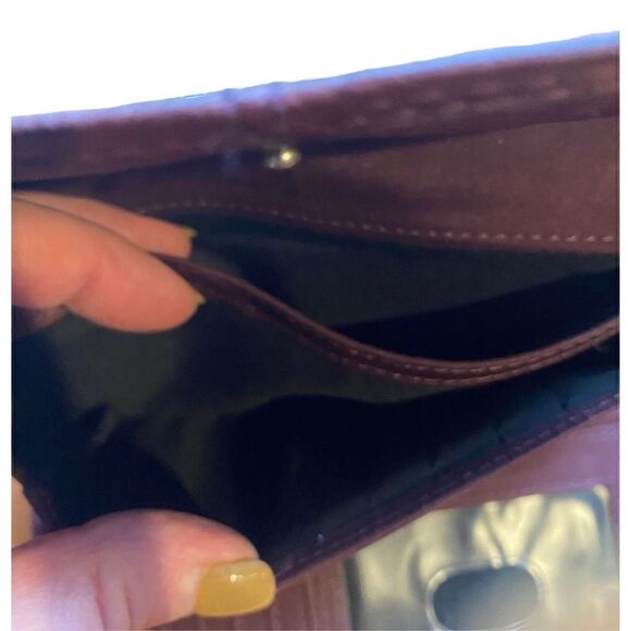 Franco Sarto Trifold Leather Wallet in deep maroon purple - Picture 8 of 8